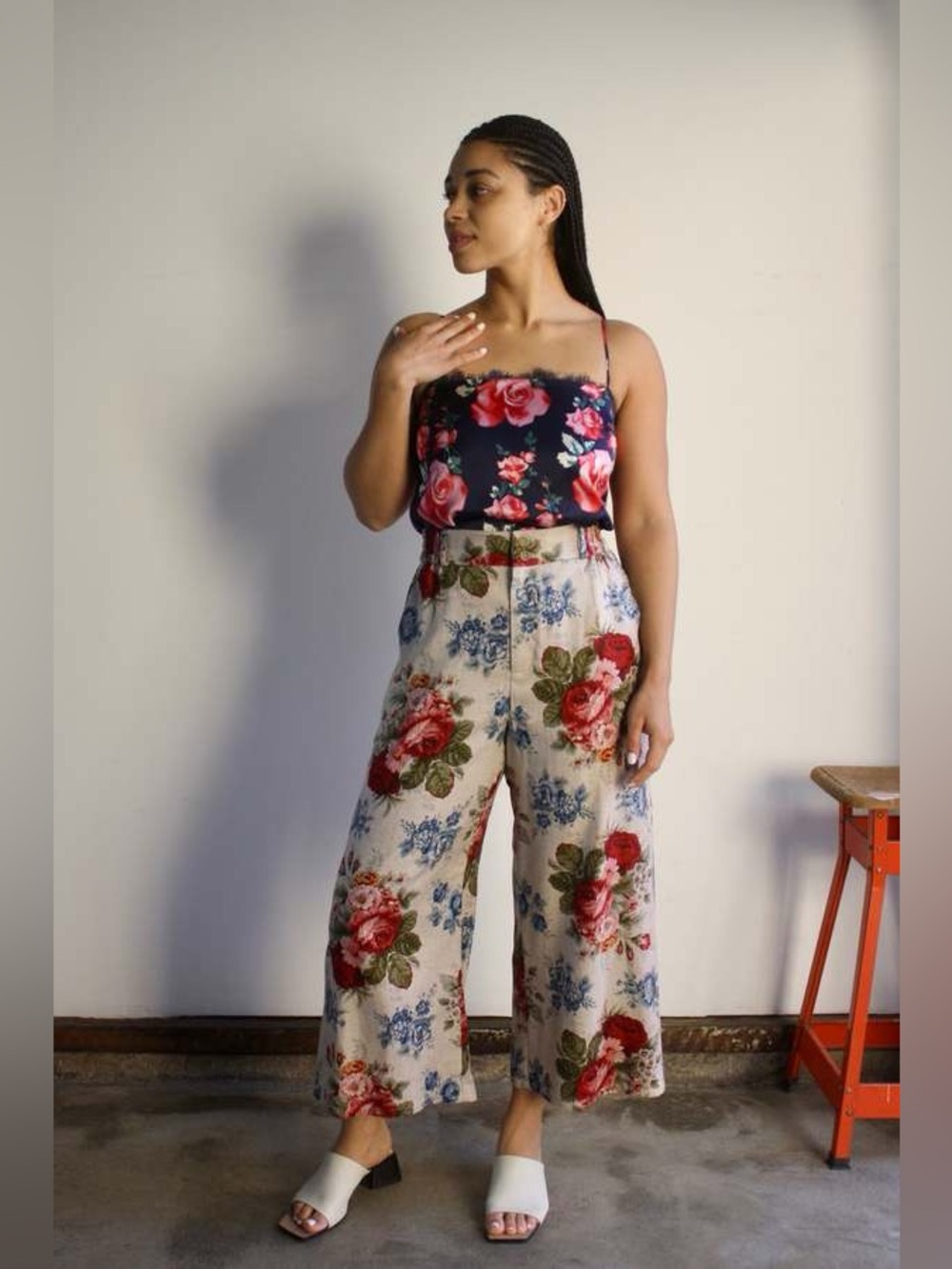 New! Fleur Du Mal Floral Satin Camisole Top in Navy with Pink Roses 🌹